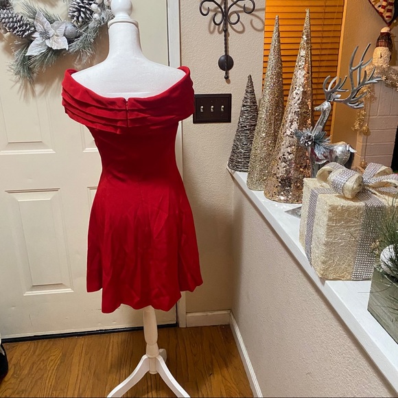 Vintage Burgundy Ann Taylor Tahari Vintage Midi - Picture 7 of 12